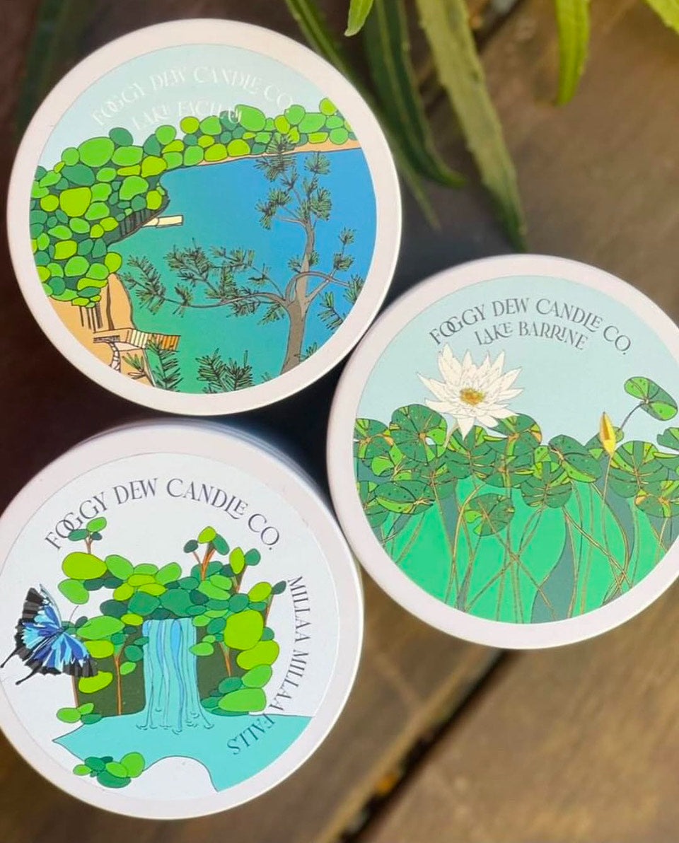 Kakadu Plum 'Millaa Millaa Falls Candle' - 26hrs+ Travel Tin